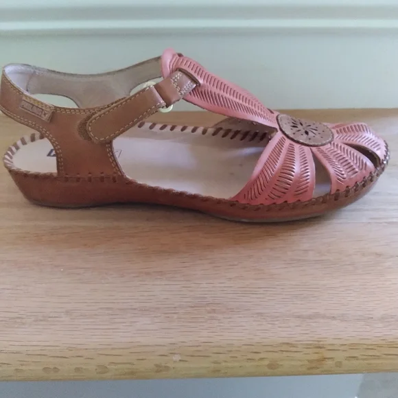 Pickolinos Spanish Leather Sandals - Picture 3 of 8